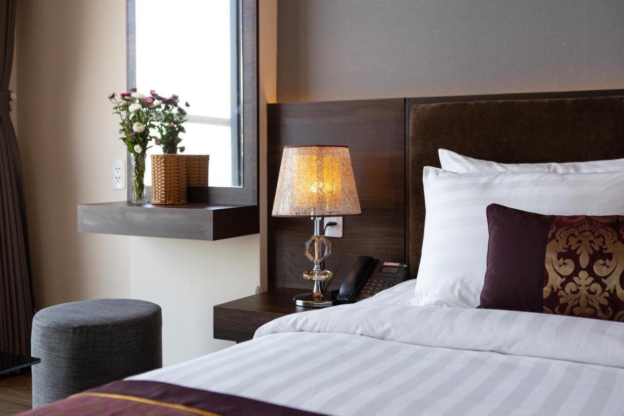 Nolis Hotel Вунгтау Экстерьер фото