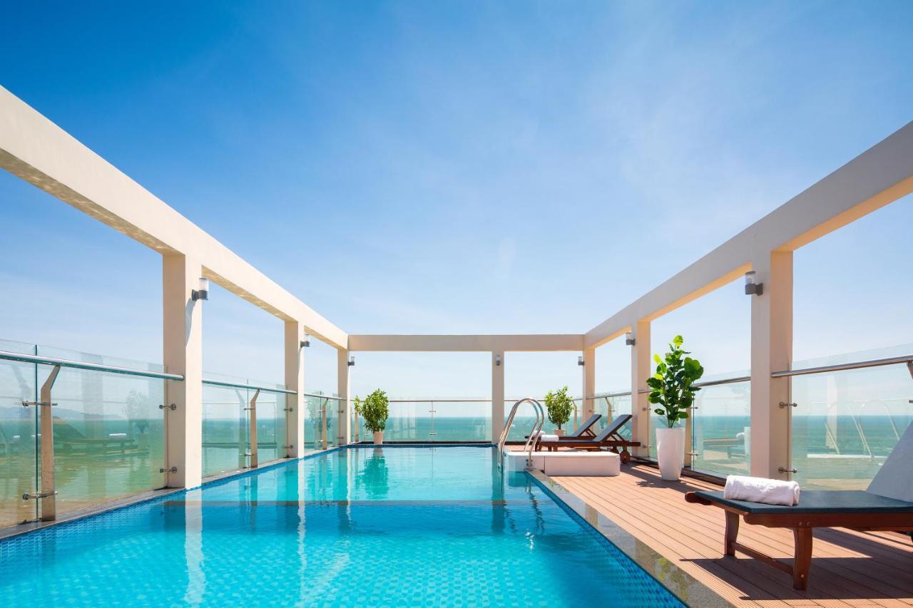 Nolis Hotel Вунгтау Экстерьер фото