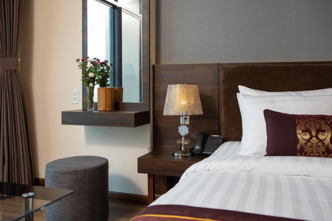 Nolis Hotel Вунгтау Экстерьер фото